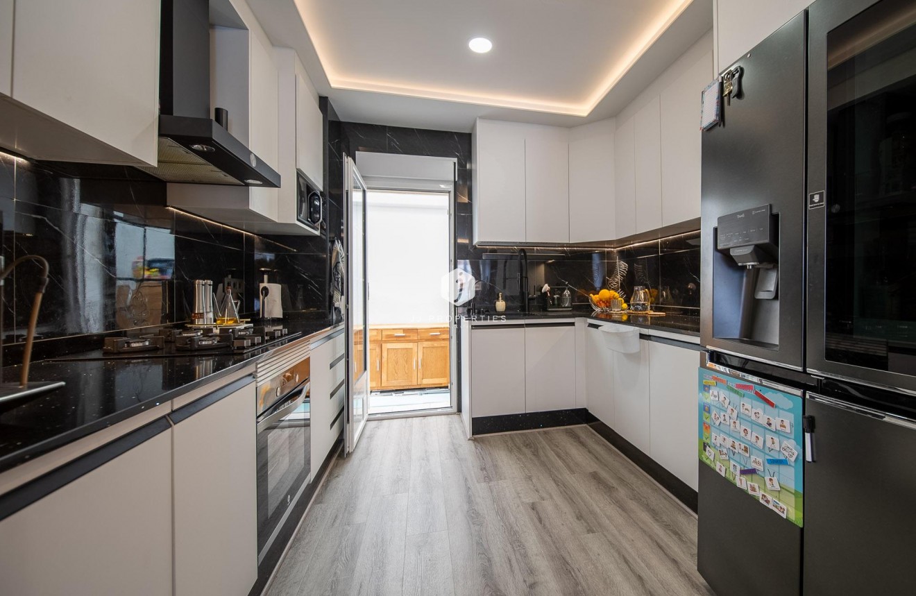 Tweedehands - Chalet -
Orihuela Costa - PAU 26