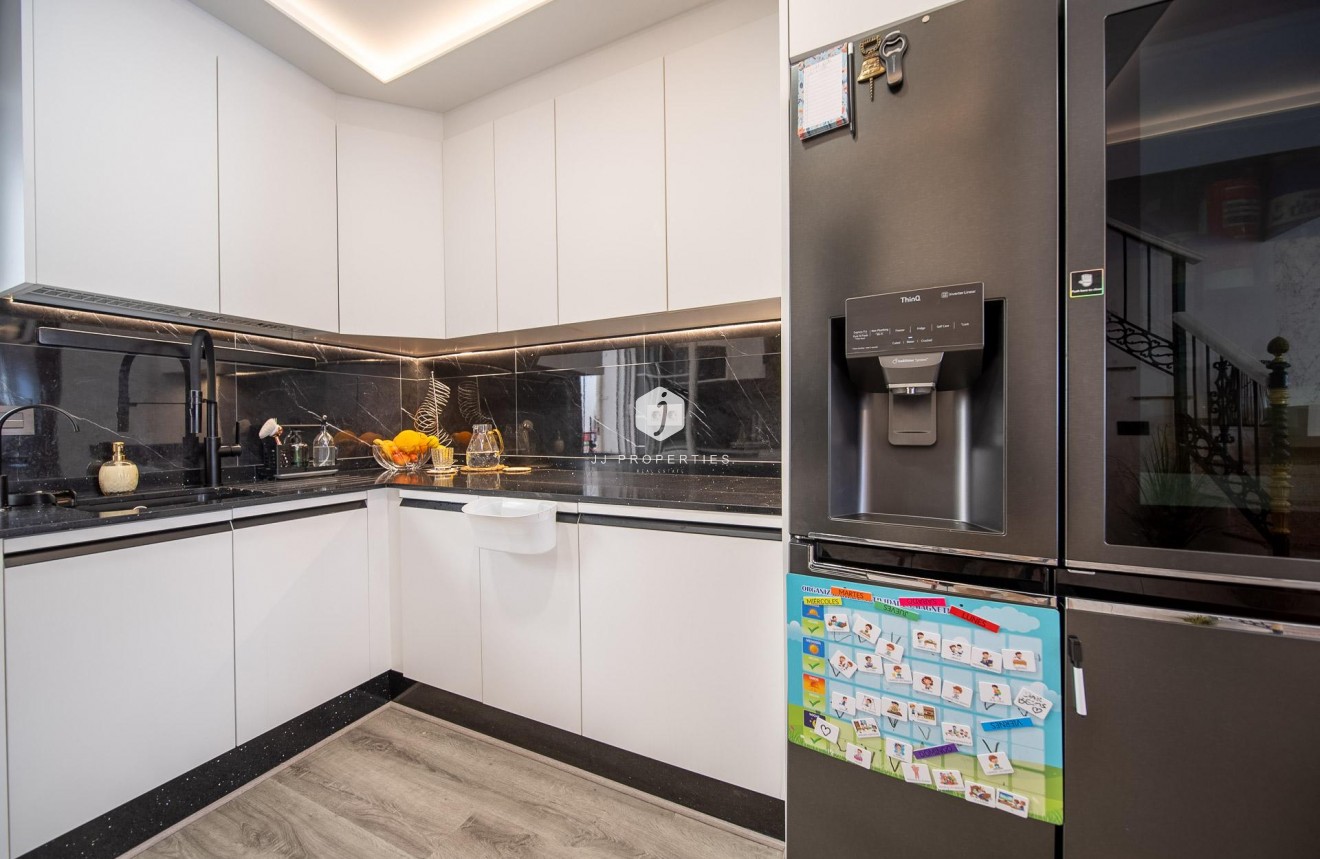 Tweedehands - Chalet -
Orihuela Costa - PAU 26