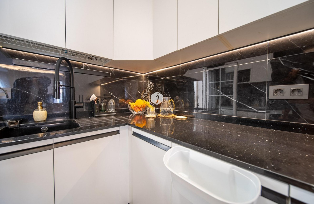 Tweedehands - Chalet -
Orihuela Costa - PAU 26