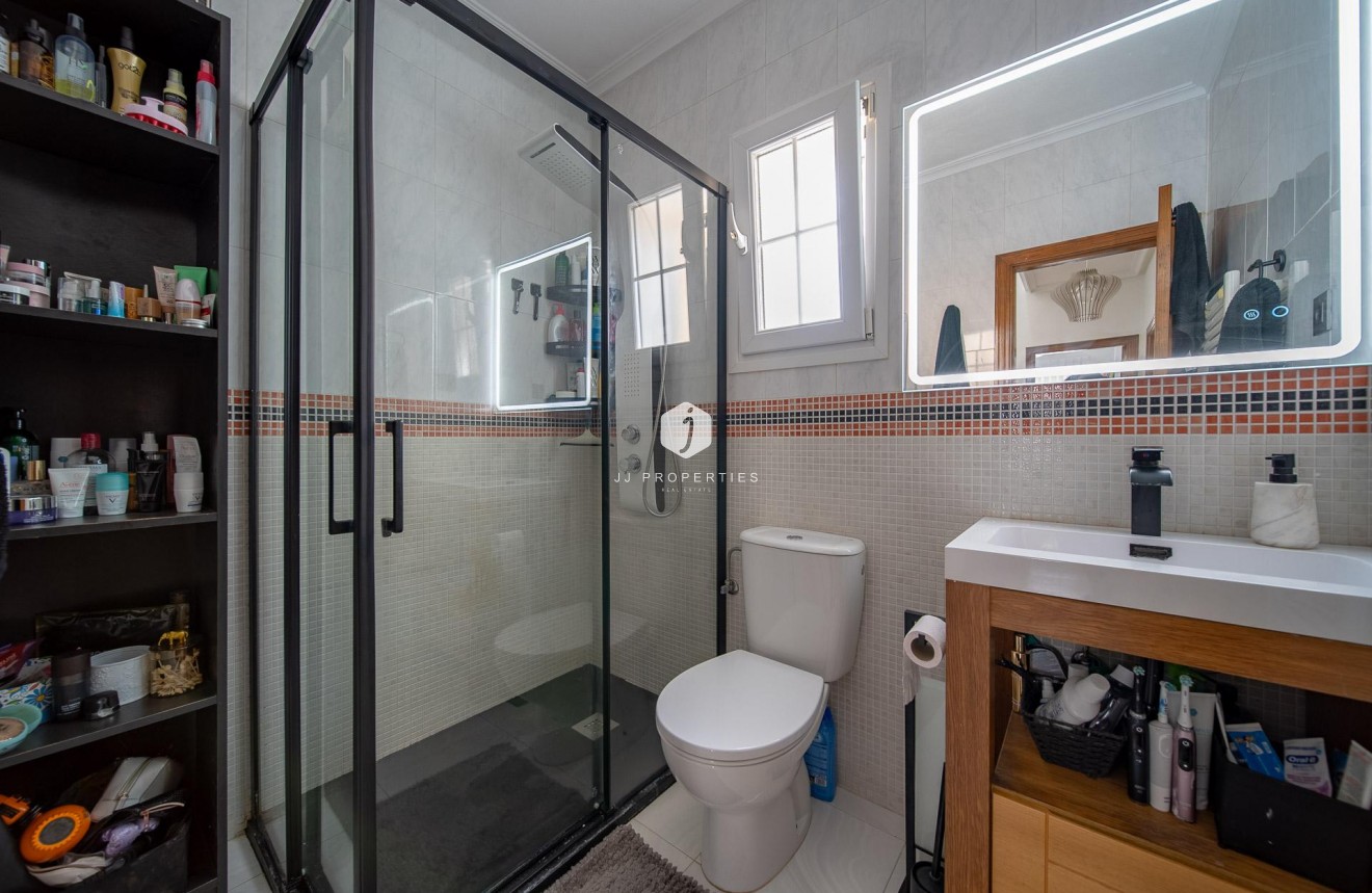 Tweedehands - Chalet -
Orihuela Costa - PAU 26