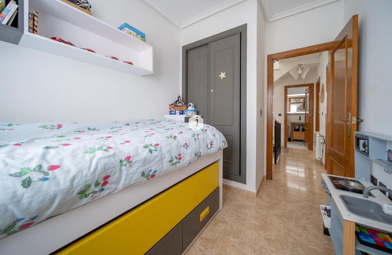 Tweedehands - Chalet -
Orihuela Costa - PAU 26