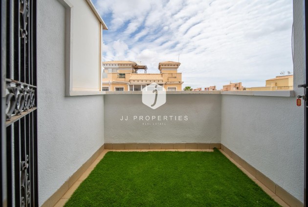 Tweedehands - Chalet -
Orihuela Costa - PAU 26