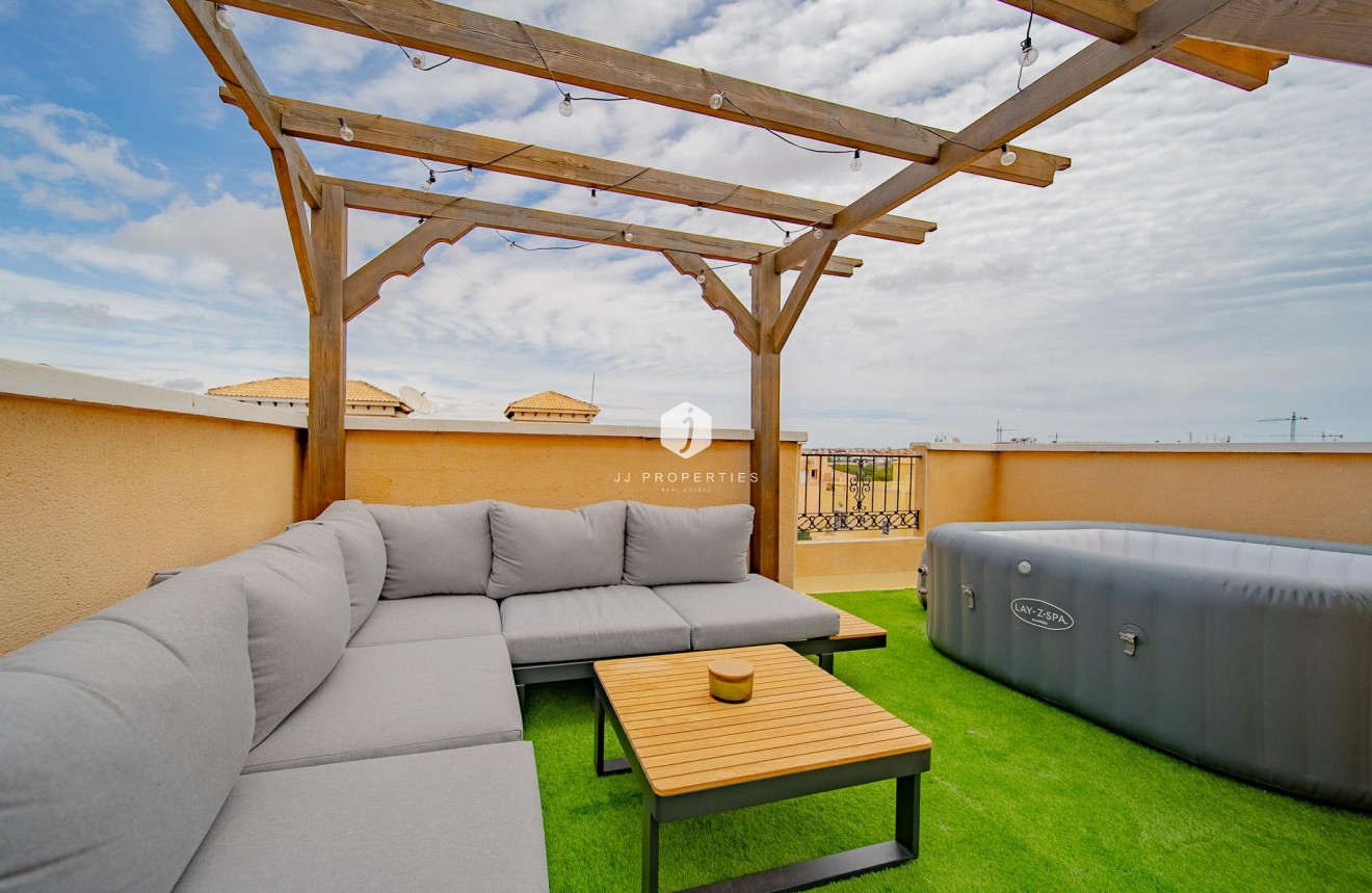 Tweedehands - Chalet -
Orihuela Costa - PAU 26