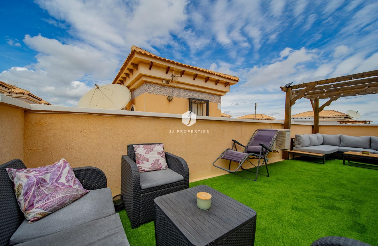 Tweedehands - Chalet -
Orihuela Costa - PAU 26