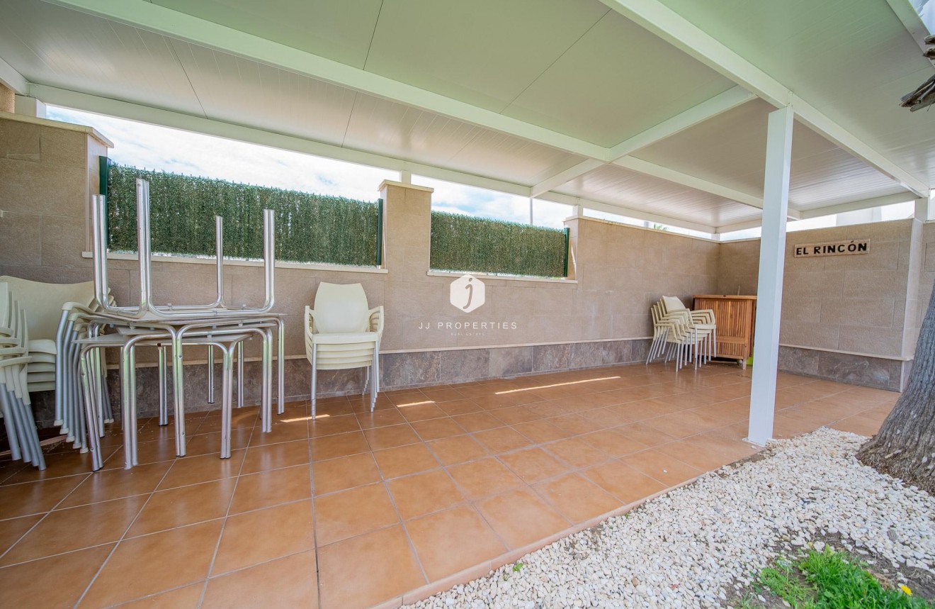 Tweedehands - Chalet -
Orihuela Costa - PAU 26