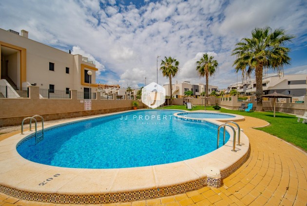 Tweedehands - Chalet -
Orihuela Costa - PAU 26