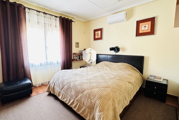 Tweedehands - Villa -
Ciudad Quesada - Costa Blanca