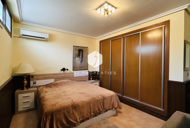 Tweedehands - Villa -
Ciudad Quesada - Costa Blanca