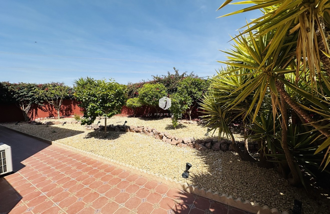 Tweedehands - Villa -
Ciudad Quesada - Costa Blanca