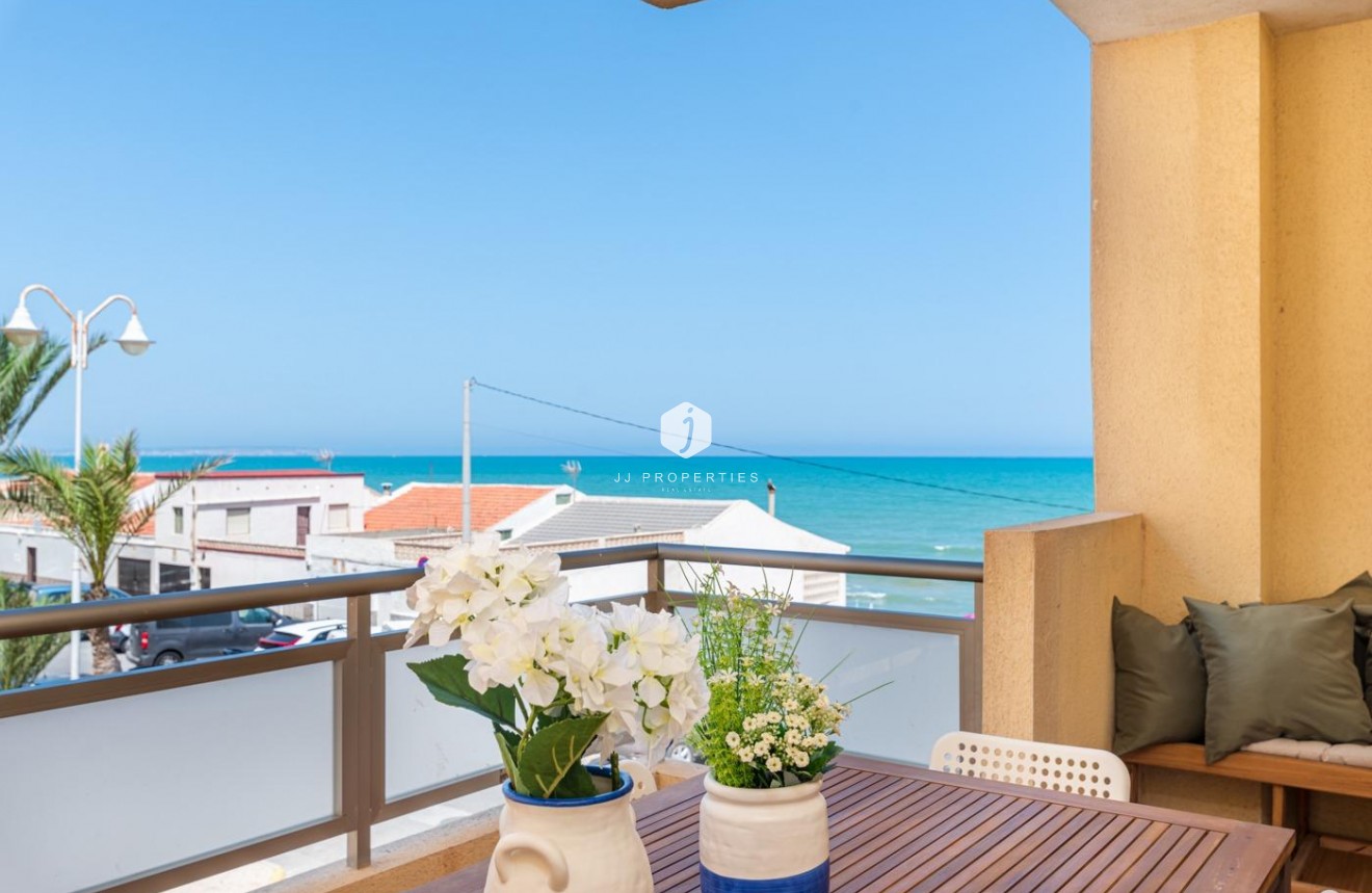 Tweedehands - Appartement / flat -
Guardamar del Segura - Pueblo