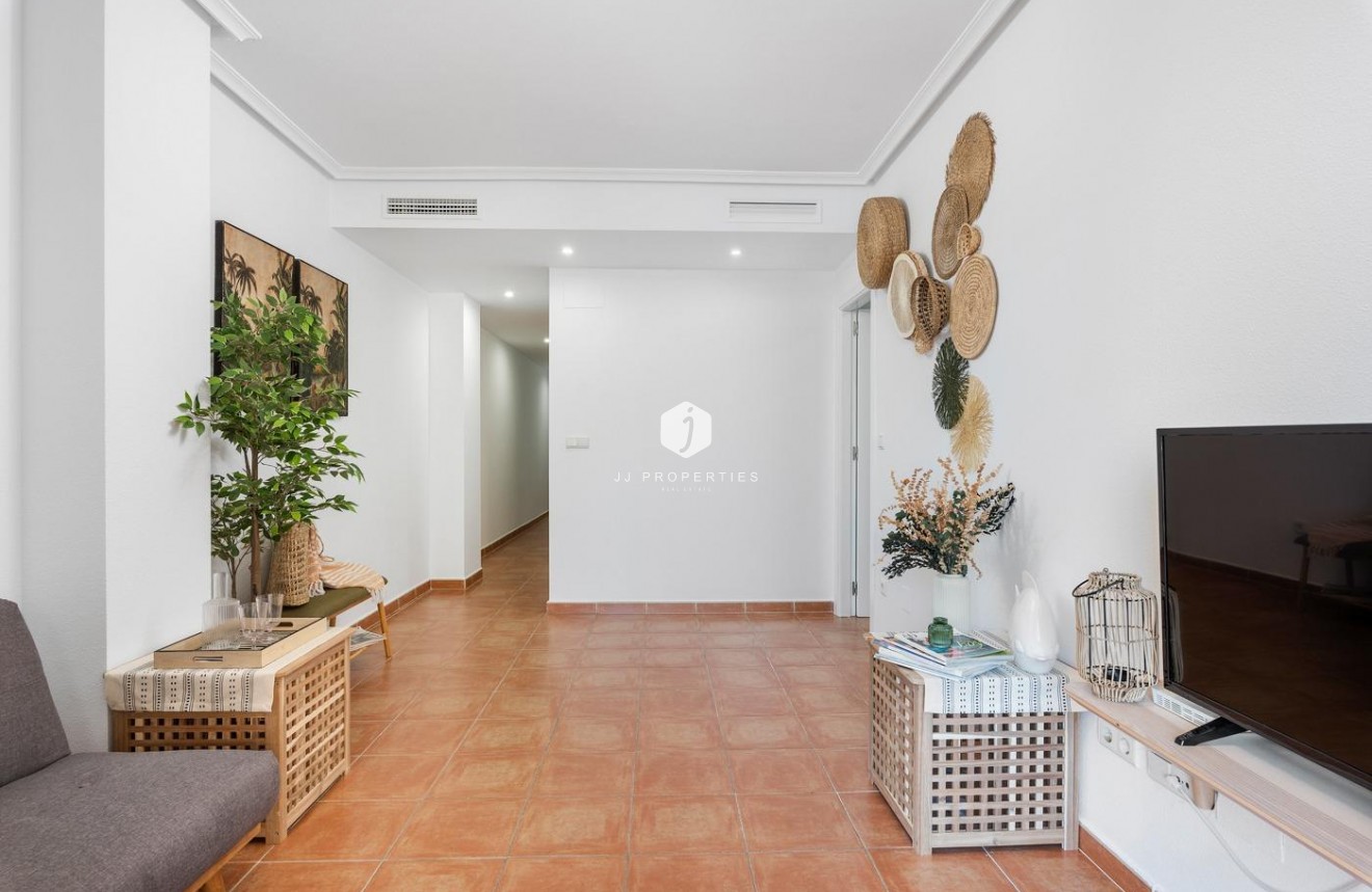 Tweedehands - Appartement / flat -
Guardamar del Segura - Pueblo