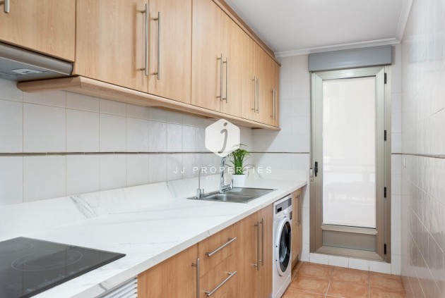 Tweedehands - Appartement / flat -
Guardamar del Segura - Pueblo