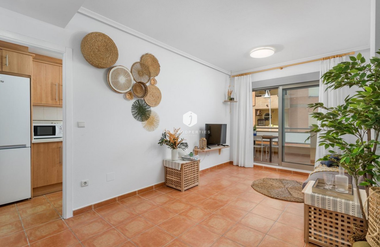 Tweedehands - Appartement / flat -
Guardamar del Segura - Pueblo