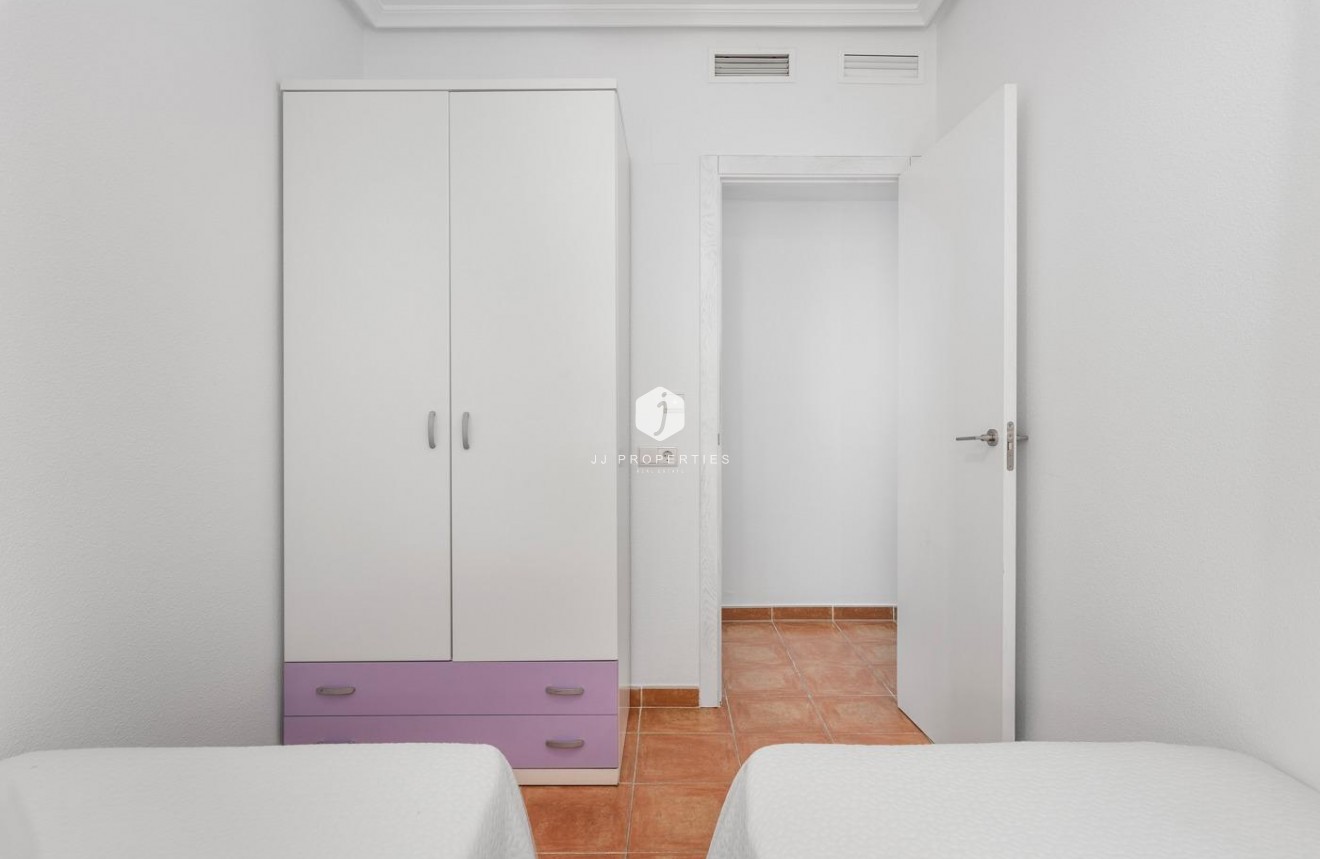 Tweedehands - Appartement / flat -
Guardamar del Segura - Pueblo