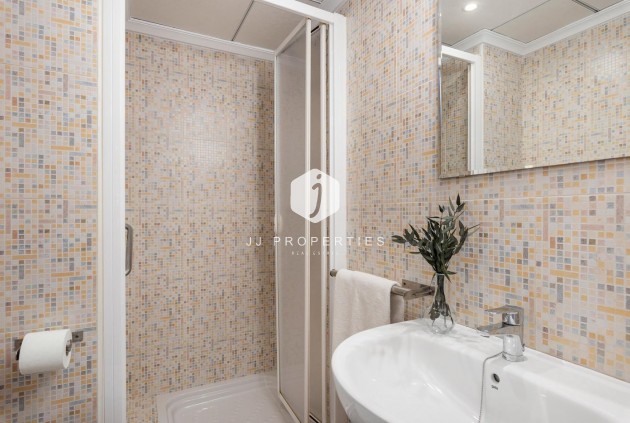 Tweedehands - Appartement / flat -
Guardamar del Segura - Pueblo