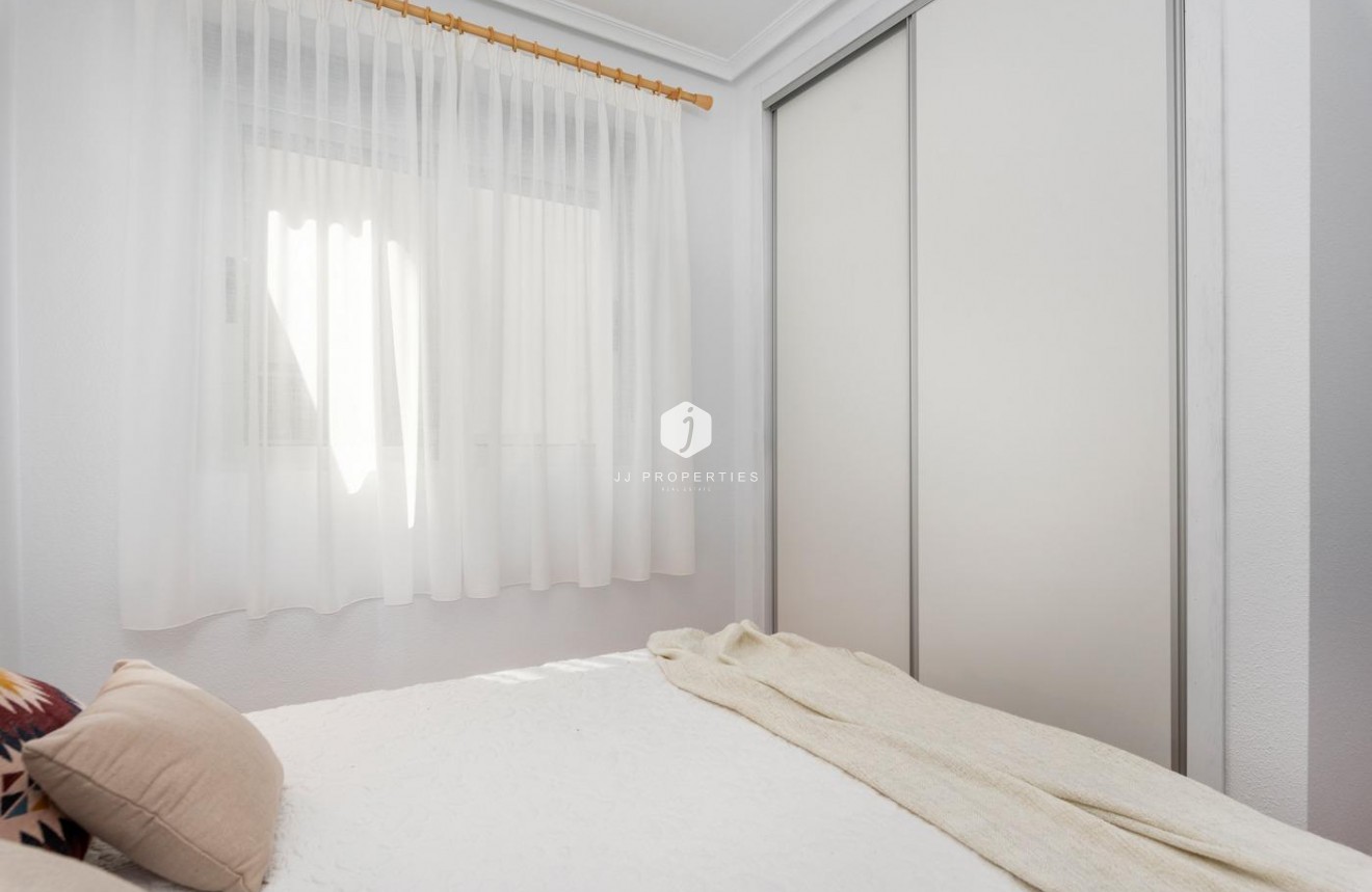 Tweedehands - Appartement / flat -
Guardamar del Segura - Pueblo