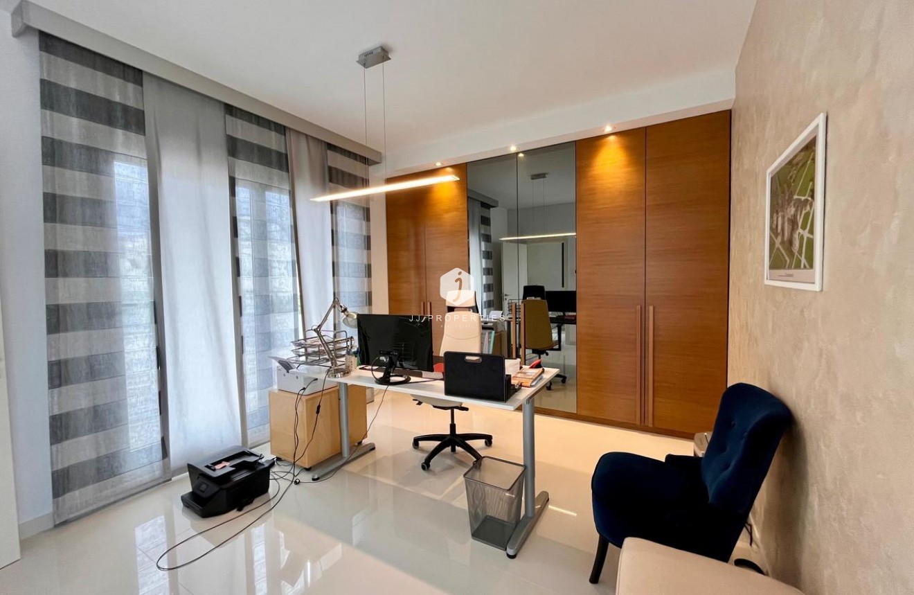 Tweedehands - Villa -
Dehesa de Campoamor - Costa Blanca