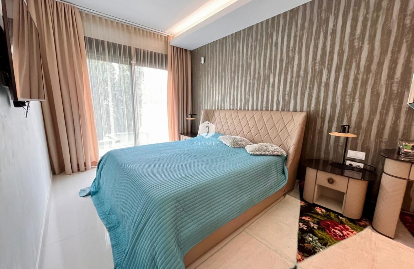 Tweedehands - Villa -
Dehesa de Campoamor - Costa Blanca