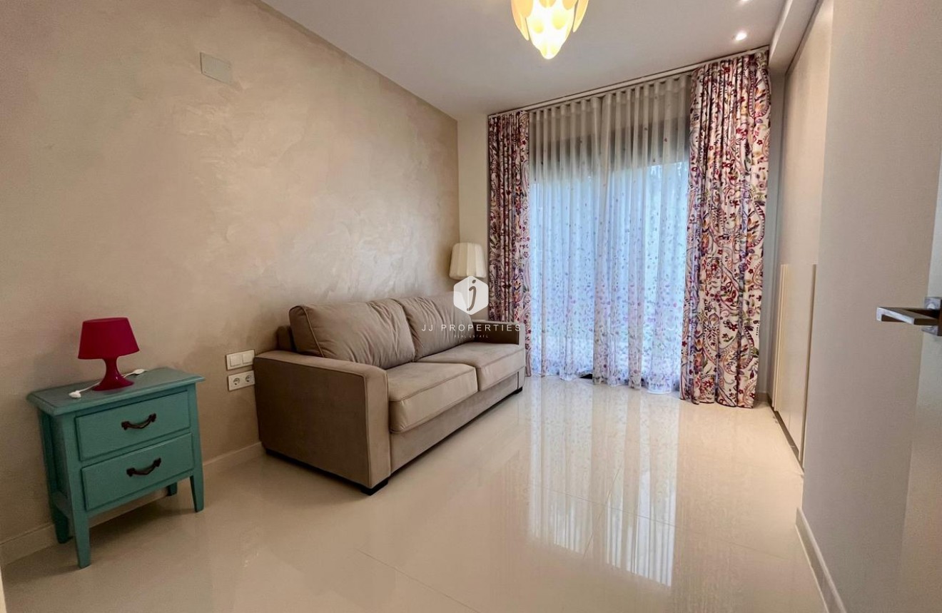 Tweedehands - Villa -
Dehesa de Campoamor - Costa Blanca