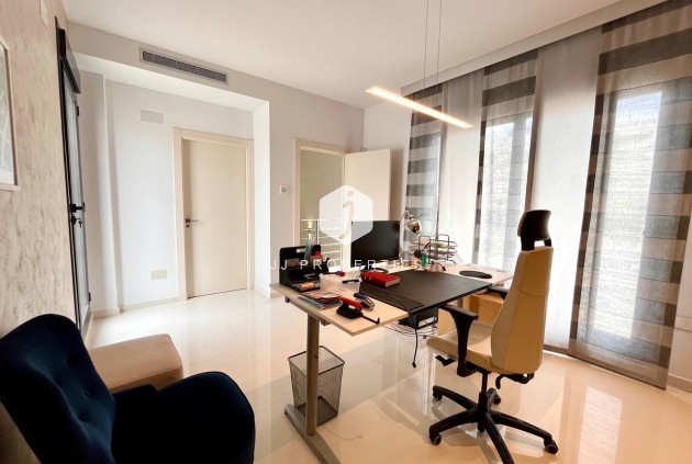 Tweedehands - Villa -
Dehesa de Campoamor - Costa Blanca