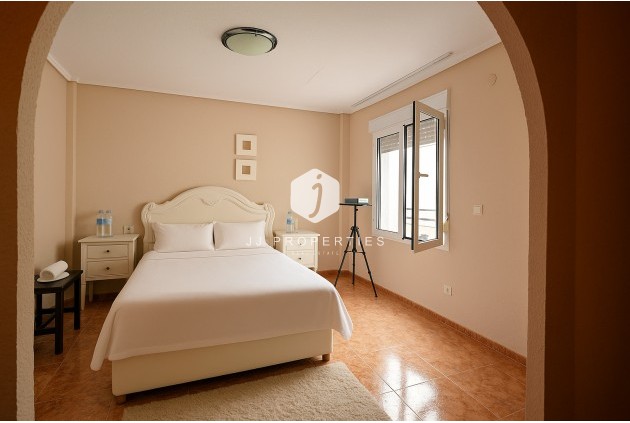 Tweedehands - Penthouse -
Guardamar del Segura - Costa Blanca