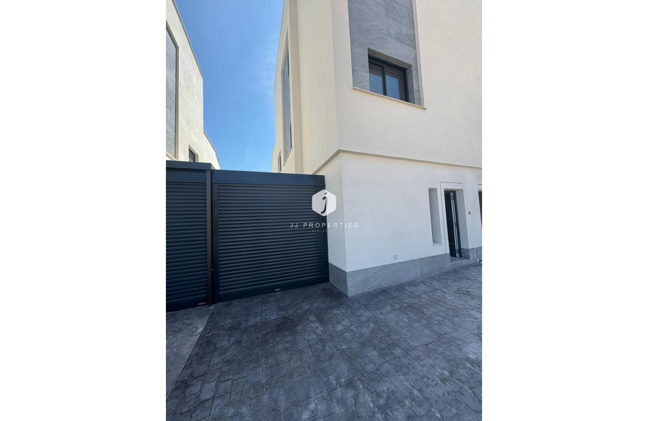 Tweedehands - Villa -
Guardamar del Segura - Guardamar