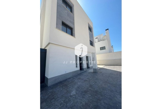 Tweedehands - Villa -
Guardamar del Segura - Guardamar