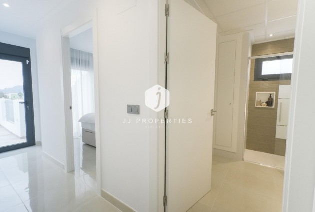 Z drugiej ręki - Villa -
Dolores