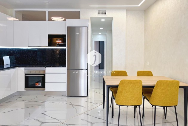 Aus zweiter Hand - Wohnung -
Torrevieja - Playa del Cura