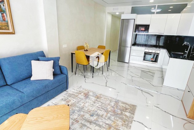 Tweedehands - Appartement / flat -
Torrevieja - Playa del Cura