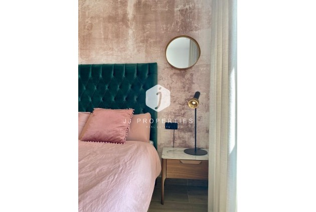 Tweedehands - Penthouse -
Torrevieja - Punta prima