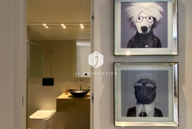 Tweedehands - Penthouse -
Torrevieja - Punta prima