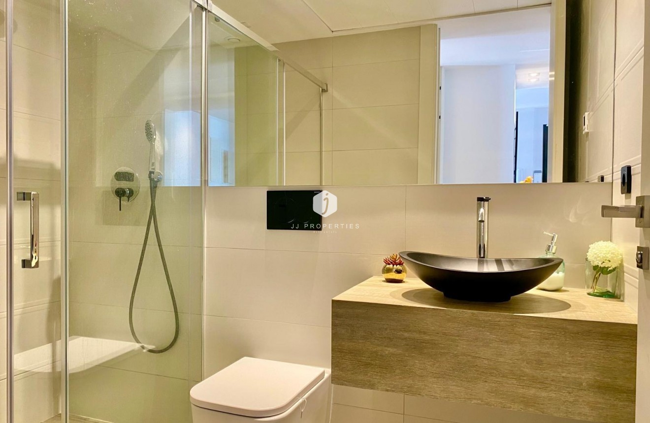 Tweedehands - Penthouse -
Torrevieja - Punta prima