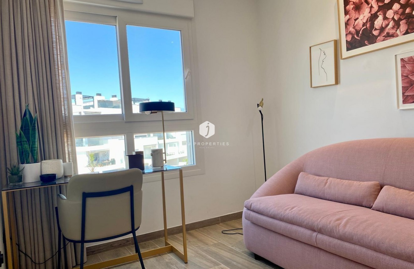 Tweedehands - Penthouse -
Torrevieja - Punta prima