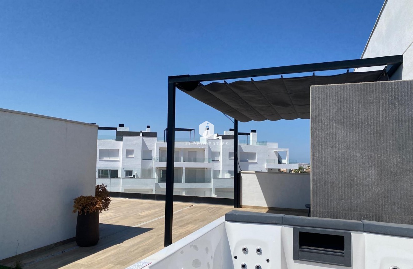Tweedehands - Penthouse -
Torrevieja - Punta prima