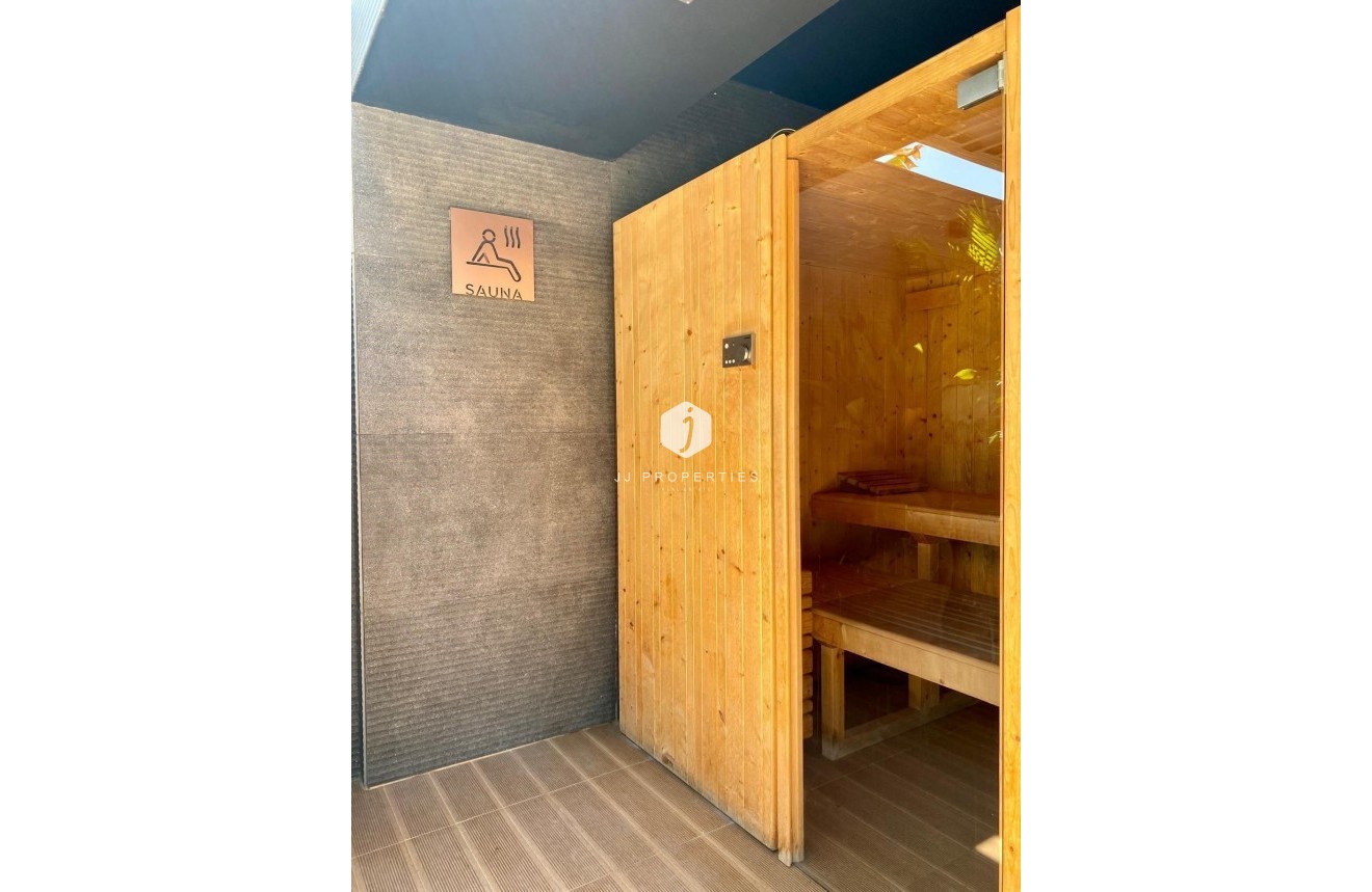 Tweedehands - Penthouse -
Torrevieja - Punta prima