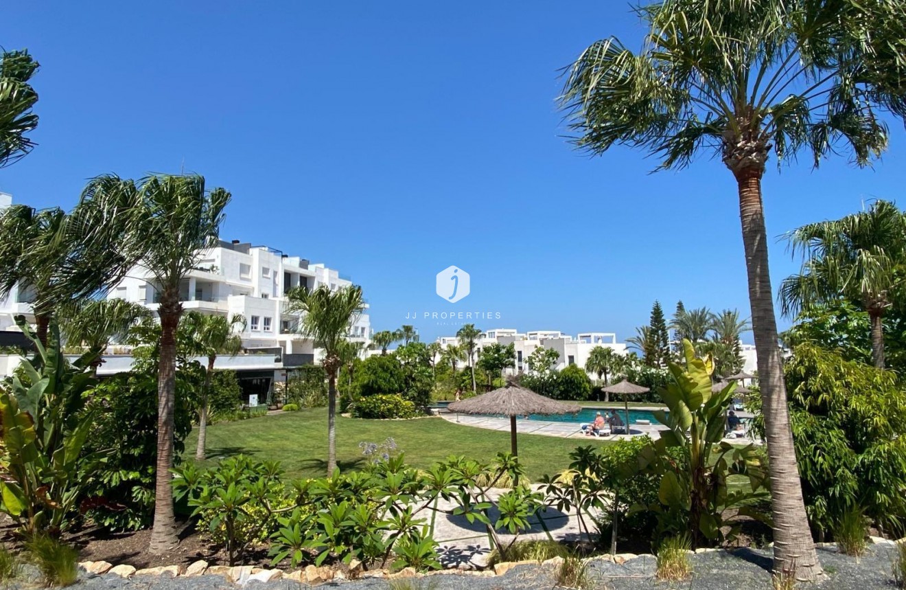 Tweedehands - Penthouse -
Torrevieja - Punta prima