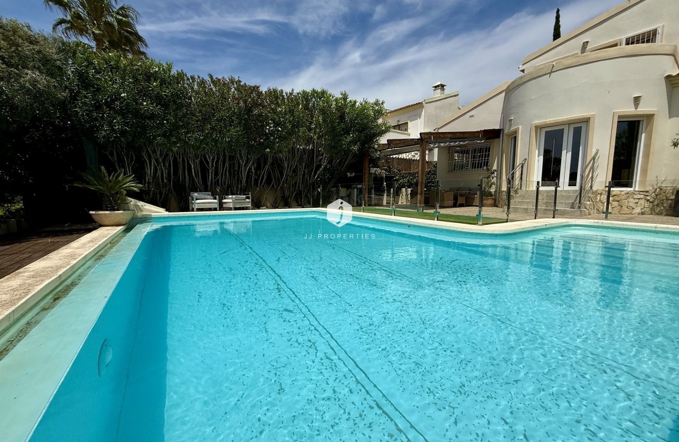 Tweedehands - Villa -
Orihuela Costa - Costa Blanca
