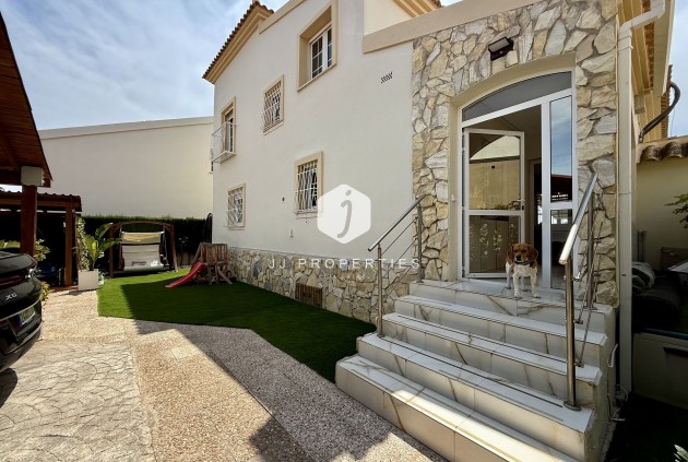 Tweedehands - Villa -
Orihuela Costa - Costa Blanca