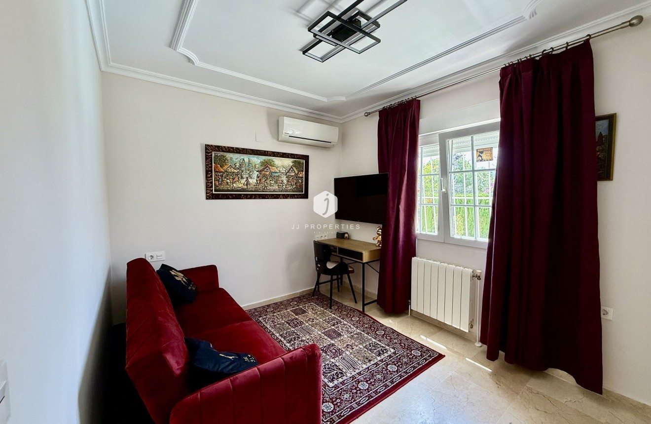 Tweedehands - Villa -
Orihuela Costa - Costa Blanca