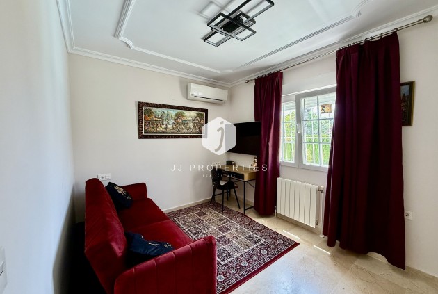 Tweedehands - Villa -
Orihuela Costa - Costa Blanca