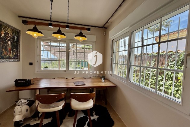 Tweedehands - Villa -
Orihuela Costa - Costa Blanca