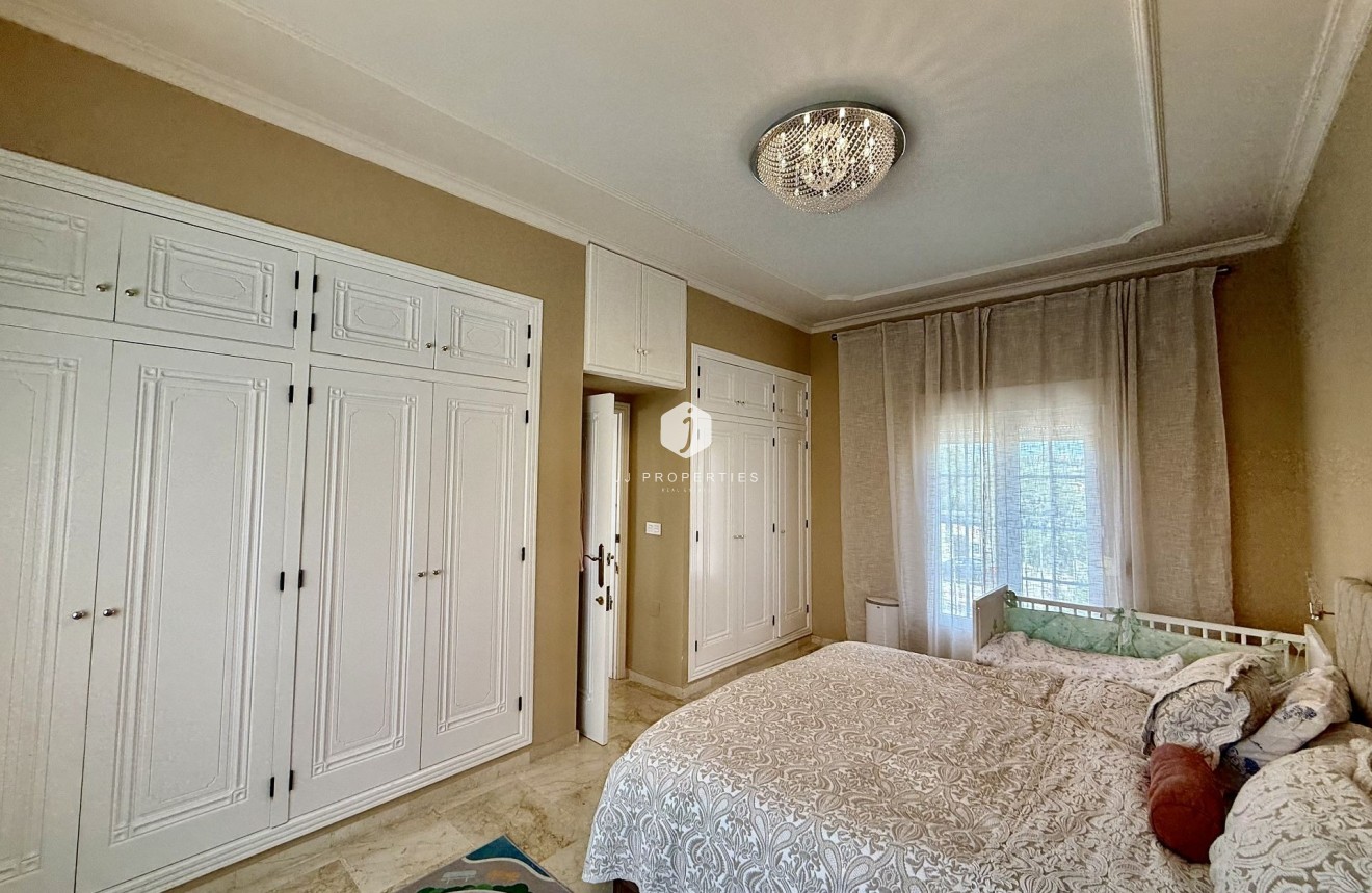 Tweedehands - Villa -
Orihuela Costa - Costa Blanca