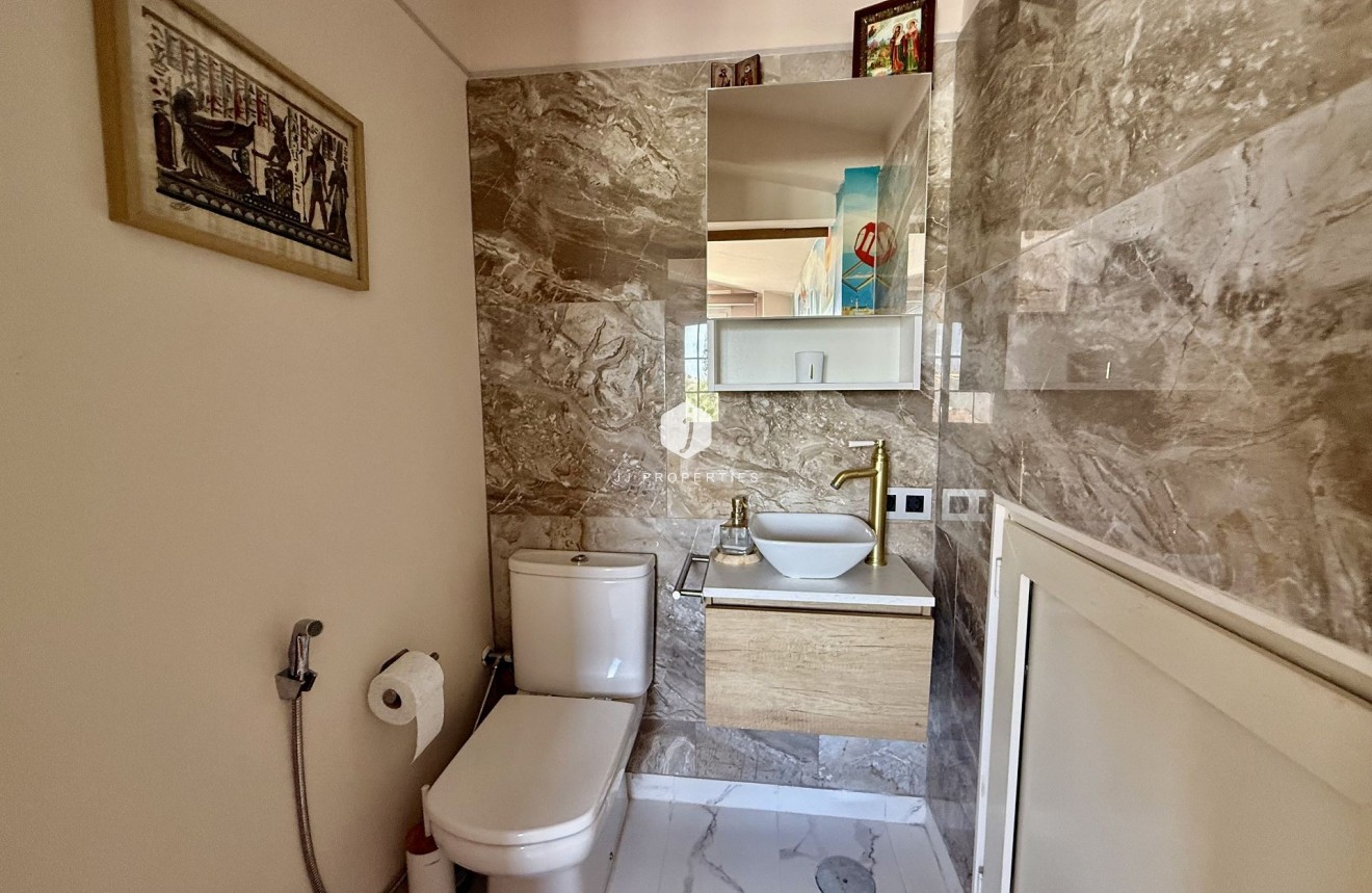 Tweedehands - Villa -
Orihuela Costa - Costa Blanca