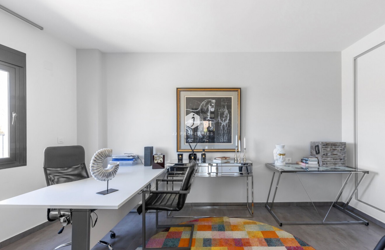 Tweedehands - Villa -
Torrevieja - Rosaleda