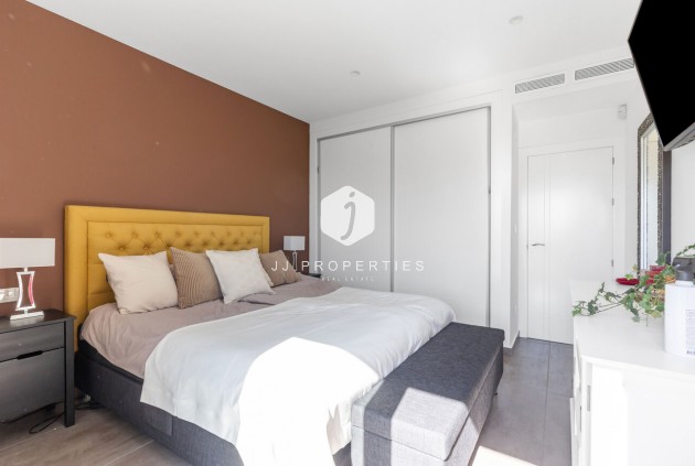 Tweedehands - Villa -
Torrevieja - Rosaleda