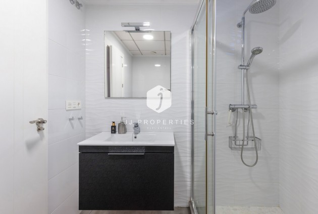 Tweedehands - Villa -
Torrevieja - Rosaleda