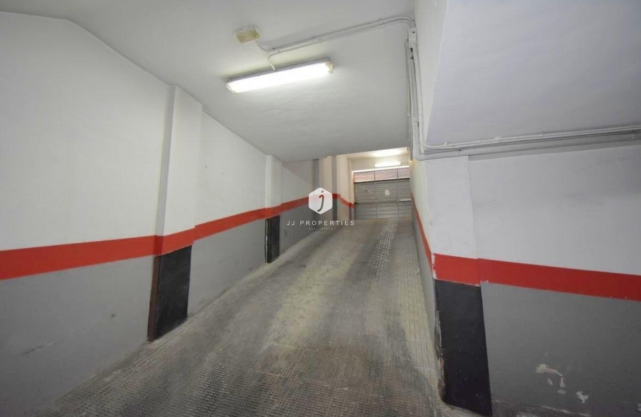 Tweedehands - Appartement / flat -
Torrevieja - Centro - Muelle Pesquero