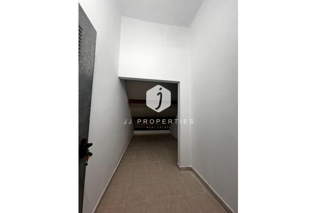 Tweedehands - Appartement / flat -
Torrevieja - Centro - Muelle Pesquero