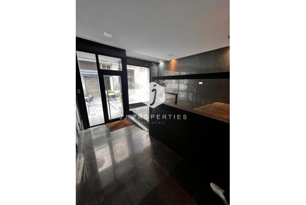 Tweedehands - Appartement / flat -
Torrevieja - Centro - Muelle Pesquero